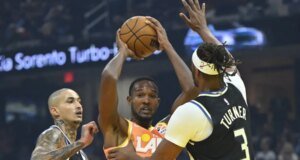 Donovan Mitchell mengumpulkan 37 poin saat Cavaliers mengungguli Bucks