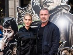 Liev Schreiber dilarikan ke rumah sakit setelah masalah kesehatan yang tiba-tiba