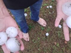 Hujan es raksasa melanda NSW dan Queensland