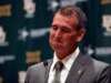 Baylor AD Mack Rhoades mengambil cuti, juga mengundurkan diri sebagai ketua CFP