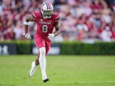 Polisi DPS Texas yang Mendorong Pemain Sepak Bola Carolina Selatan ‘Dikirim Pulang’