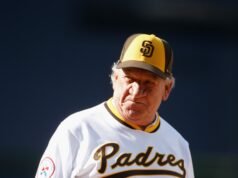 Legenda Padres dan pemenang Cy Youthful meninggal pada usia 75 tahun
