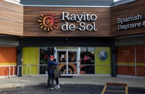 Guru penitipan anak Chicago dibebaskan dari tahanan ICE