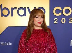 Jennifer Tilly Menggoda Pertarungan ‘Tak Terduga’ RHOBH Musim 15 di BravoCon (Kecuali)