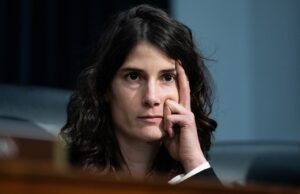 Siapa saja 6 anggota DPR dari Partai Demokrat yang memutuskan hubungan dengan partainya untuk mengakhiri penutupan?