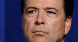 Tidak semua anggota dewan juri melihat dakwaan akhir Comey