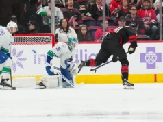 Canucks Mengambil Poin Tapi Jatuh 4 – 3 Dalam Perpanjangan Waktu Karena Badai