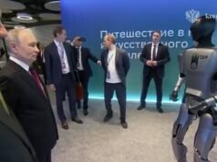 Rusia: robot dengan kecerdasan buatan menari untuk Vladimir Putin dan gambarnya menjadi viral