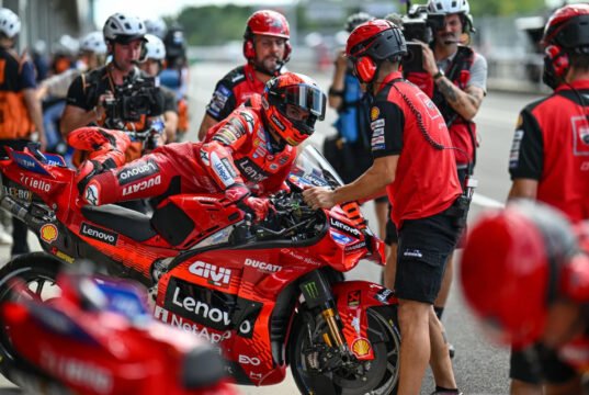 MotoGP 2025: Ducati Tak Terbendung! Dominasi Mutlak Bikin Rival Hanya Jadi Penonton
