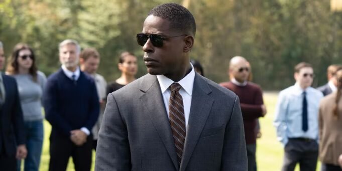 paradise-episode-1-sterling-k-brown-02.jpg