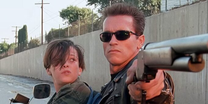 terminator-2-judgment-day-arnold-schwarzenegger-edward-furlong.jpg