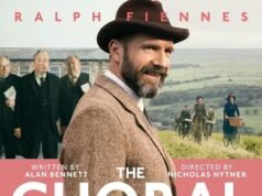 Ralph Fiennes Mencoba Meyakinkan Seorang Veteran Perang untuk Bergabung dengan Paduan Suaranya dalam Intip Drama Perang Dunia I ‘The Choral’ (Eksklusif)