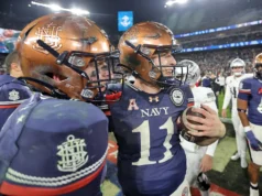 Angkatan Laut menurunkan Angkatan Darat 17 – 16 untuk mengamankan Piala CIC