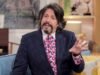 Laurence Llewelyn-Bowen membuat Meghan Markle menggali dan mengatakan keluarga Kardashian tinggal di ‘ruang krem \ u 200 b \ u 200 byang sangat kosong’ saat pakar desain interior memberikan penilaiannya tentang rumah selebriti