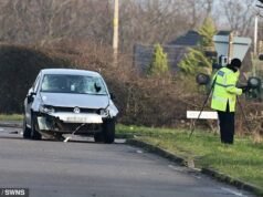 Pengemudi remaja ditangkap setelah dua wanita, 57 dan 59, tewas dalam kecelakaan pada jam sibuk pagi ini