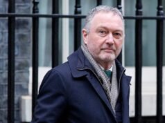 Para pemilih tidak akan pernah memaafkan kami jika kami menyingkirkan Keir Starmer, kata Menteri Kabinet Steve Reed kepada anggota parlemen