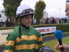 Berlomba dalam keterkejutan saat joki Paul Kavanagh meninggal pada usia 20 tahun setelah kecelakaan mobil yang mengerikan pada Malam Natal