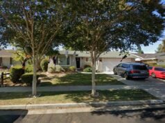 Tempat tinggal keluarga tunggal dijual seharga $ 1, 5 juta di San Jose