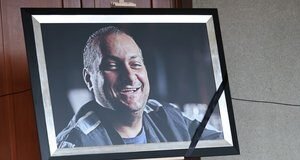 Penggemar di pemakaman Patrik Hezucký (†55): Bagaimana mereka yang tidak masuk mengucapkan selamat tinggal!