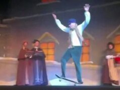 Lihat Tony Hawk Skate Melintasi Panggung dalam Produksi ‘Nutcracker’