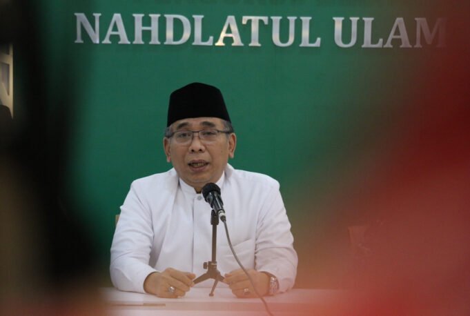 1766622160_ketua-umum-pbnu-kh-yahya-cholil-staquf-dalam-jumpa-pers-di-k-56lv.jpg