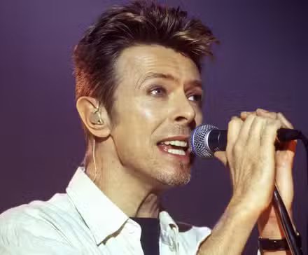 1766698771_david-bowie.jpg