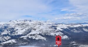 2 petugas patroli ski terluka akibat longsoran salju saat melakukan pekerjaan mitigasi longsoran salju di resor ski California