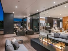 Gene Simmons Mendaftar Ulang Rumah Beverly Hills Dengan Potongan Harga $1M