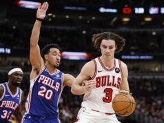 Streaking Bulls membuka enam pertandingan kandang melawan Sixers