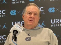 Bill Belichick melakukan pergantian staf di UNC setelah musim 4-8