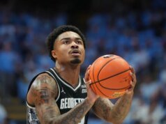 Georgetown tetap berada di kampus untuk melawan Saint Peter’s.