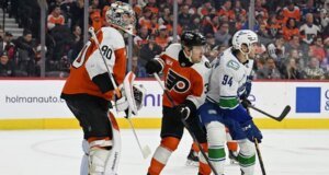 Baris keempat bersinar saat Flyers mengakhiri rekor kemenangan beruntun Canucks