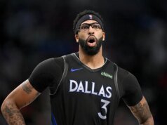 Laporan: Mavs F Anthony Davis (pangkal paha) melewatkan beberapa pertandingan