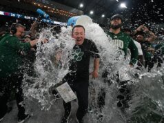 Ohio mempromosikan DC John Hauser menjadi pelatih kepala