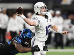 Viking menang keempat berturut-turut, menyingkirkan Lions dari perlombaan playoff