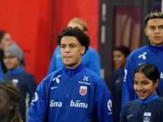 Sevilla mengajukan tawaran untuk mengontrak bintang Manchester City pada bulan Januari