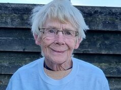 Nenek Gamer Epik Bintang TikTok Terkenal Meninggal di Usia 78