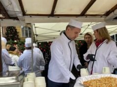 Apa yang harus dilakukan di Praha selama liburan Natal: Ikuti tur, konser, atau perjalanan yang tidak biasa!