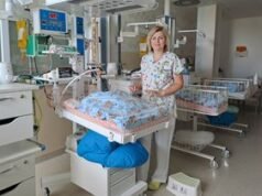 Perawat paling populer adalah Vladimíra (54: dia telah membantu anak-anak selama 33 tahun