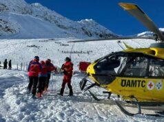 Michal terjatuh ratusan meter akibat longsoran salju: Ia berhasil mengambil foto selfie