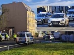 Berjuang demi kehidupan seorang penggemar hoki: Jantungnya berhenti berdetak di stadion