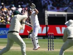 Alastair Cook menangis di lapangan MCG setelah 20 gawang terjatuh pada Hari 1 Tes Boxing Day: ‘Adalah kontes yang tidak adil’