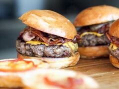 Makanan cepat saji dan bar apa di dekat Anda yang secara mengejutkan buka pada Hari Natal? Daftar 9 tempat yang harus dikunjungi