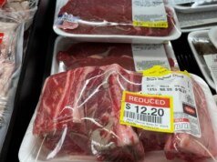 Jam buka toko pada Hari Natal: Harris Teeter, Walmart, Target, In-N-Out, Buck General, McDonald’s buka atau tutup?