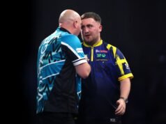 Luke Littler memberikan tanggapan yang berapi-api kepada para penggemar setelah dicemooh saat menang atas Rob Cross