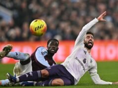 Kekhawatiran cedera besar bagi Manchester United saat Bruno Fernandes digantikan melawan Aston Villa