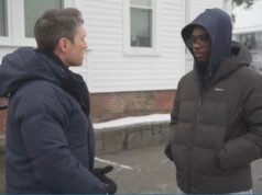 ‘Kami melakukan kontak mata’: Mahasiswa Brown College menggambarkan dugaan pria bersenjata menyerbu ruang kuliah