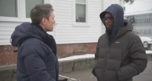 ‘Kami melakukan kontak mata’: Mahasiswa Brown College menggambarkan dugaan pria bersenjata menyerbu ruang kuliah