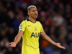 Thomas Frank mendapat penangguhan hukuman yang sangat dibutuhkan saat Tottenham mengalahkan Crystal Palace