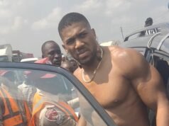 Teman Anthony Joshua membenarkan adanya dua korban dalam kecelakaan mobil fatal yang melukai petinju itu